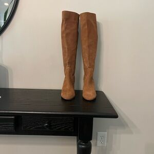 Micheal Kors Tan Ankle Boots